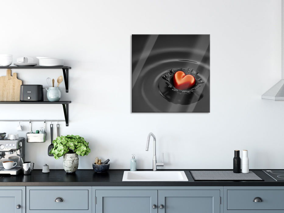 Rotes Herz in Schokolade, Glasbild Quadratisch