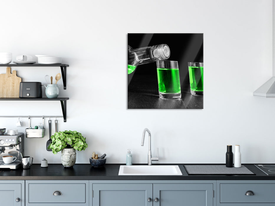 Dark Grüner Absinth, Glasbild Quadratisch