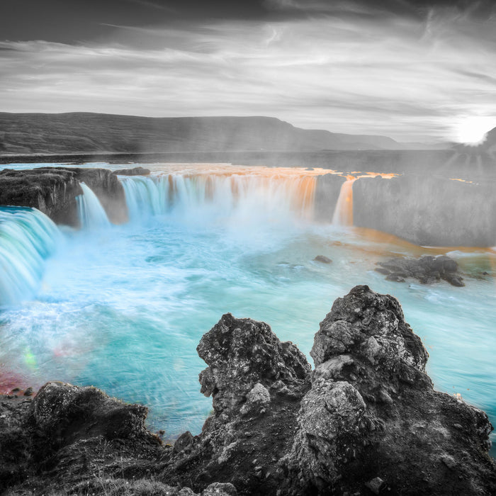 Goðafoss bei Sonnenuntergang, Glasbild Quadratisch