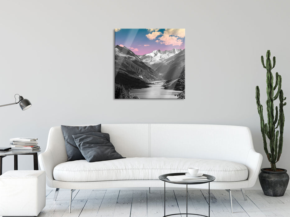 ruhiger See in Berglandschaft, Glasbild Quadratisch