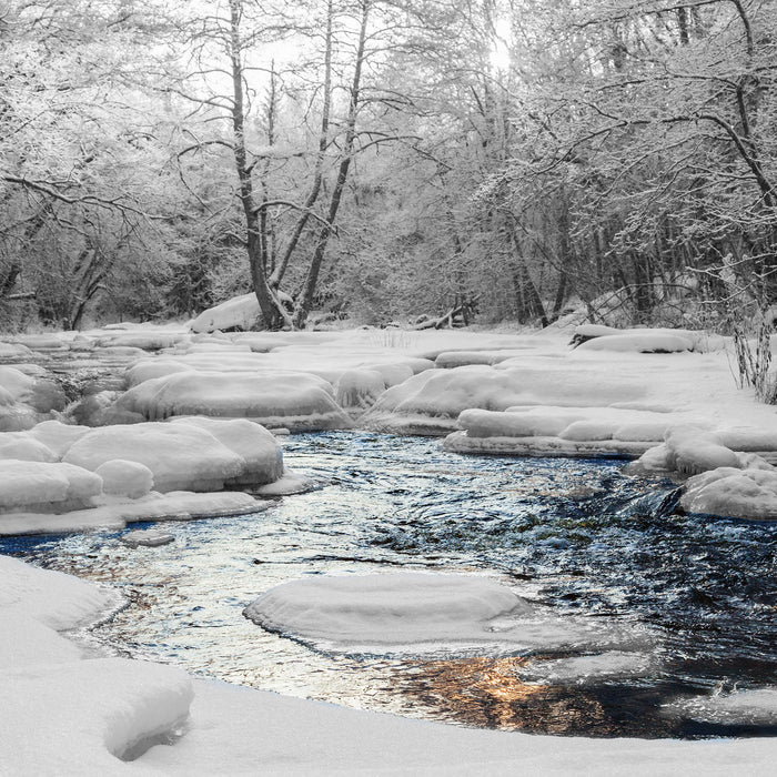 wunderschöner Bach im Winter, Glasbild Quadratisch