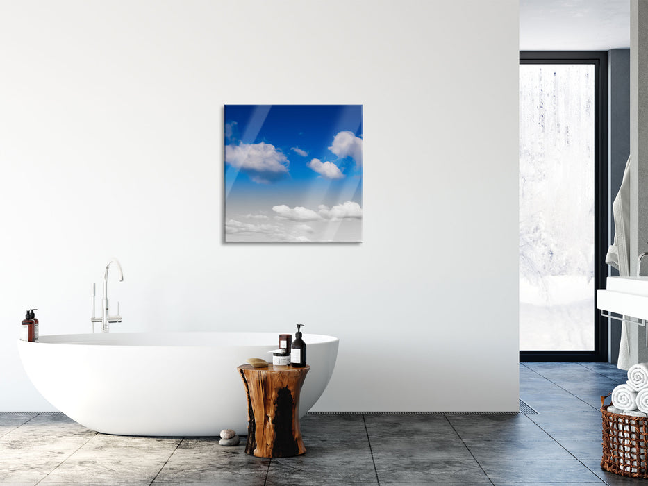 Schäfchenwolken an blauem Himmel, Glasbild Quadratisch