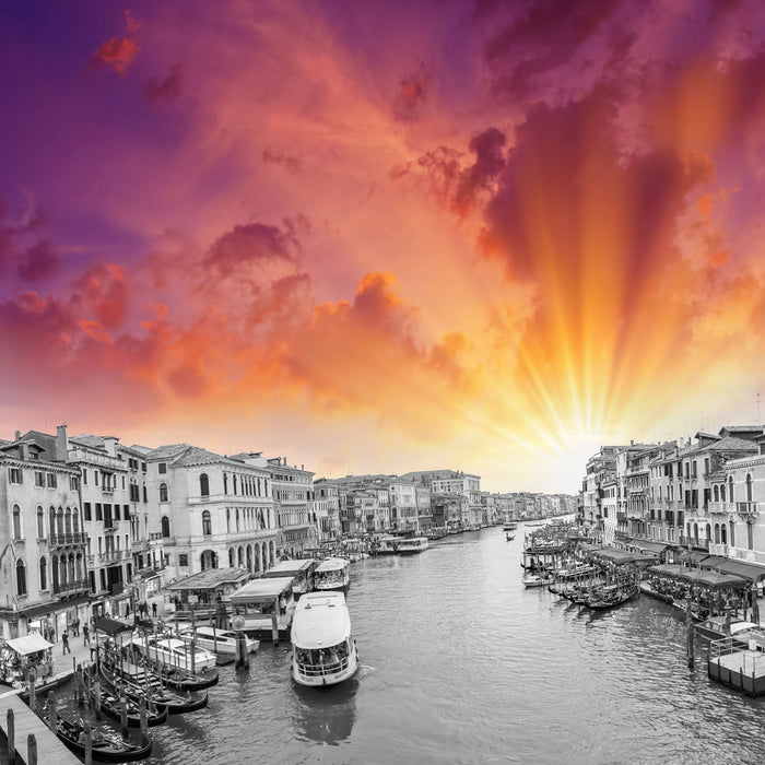 Wasserstraße in Venedig, Glasbild Quadratisch