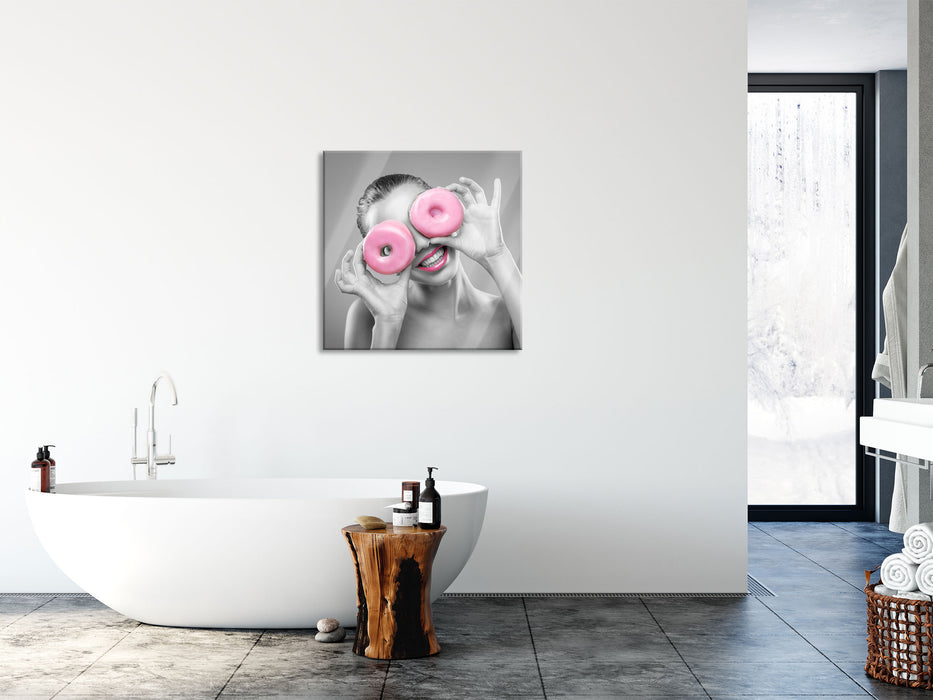 Frau mit Donut Augen, Glasbild Quadratisch