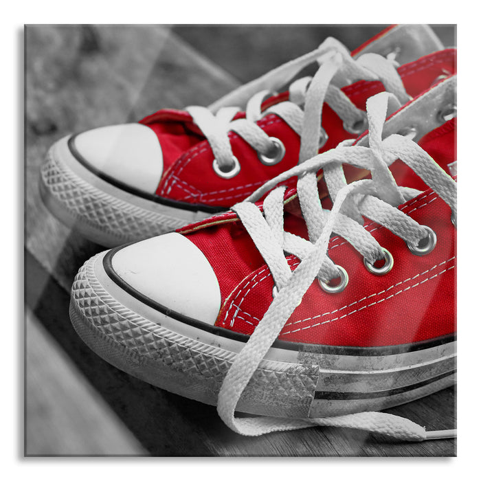 Pixxprint Coole Rote Schuhe, Glasbild Quadratisch