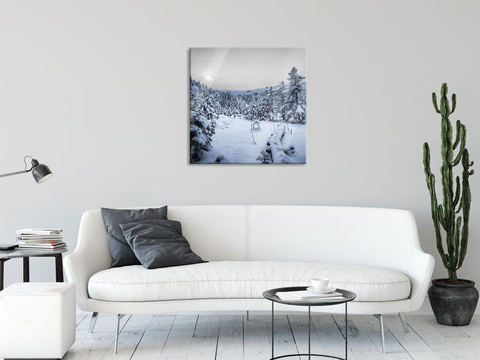 Wald im verschneiten Winter, Glasbild Quadratisch