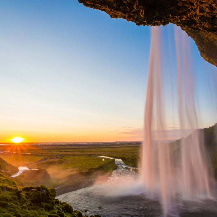 Großartiger Wasserfall, Glasbild Quadratisch