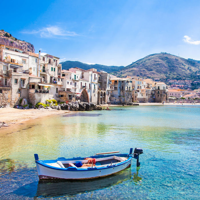 Wundervoller Blick auf Cefalu, Glasbild Quadratisch