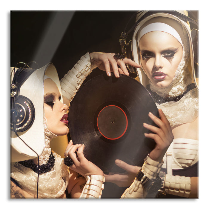 Pixxprint Mysteriöse DJ Frauen, Glasbild Quadratisch