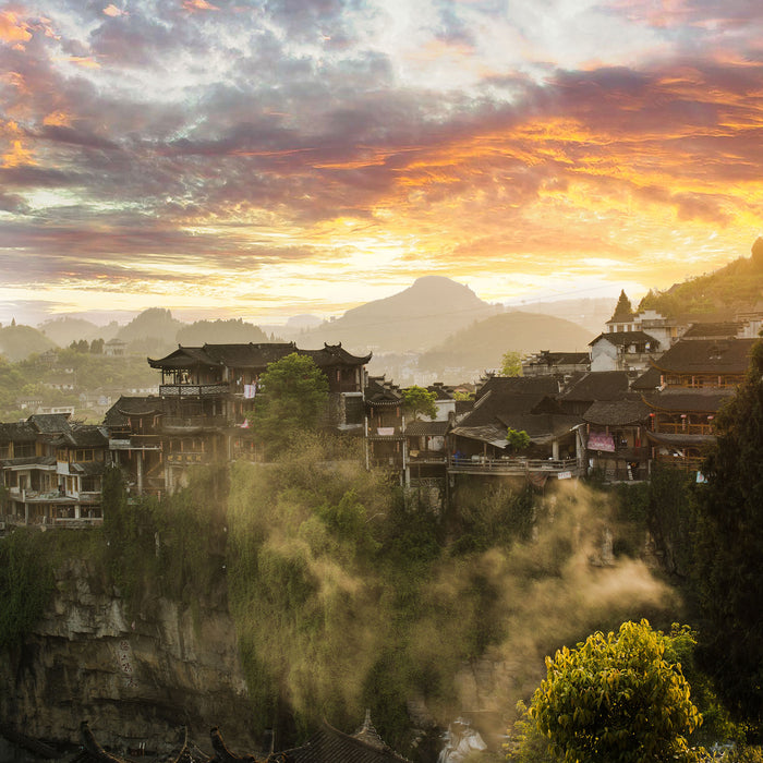 Gigantisches Dorf in China, Glasbild Quadratisch