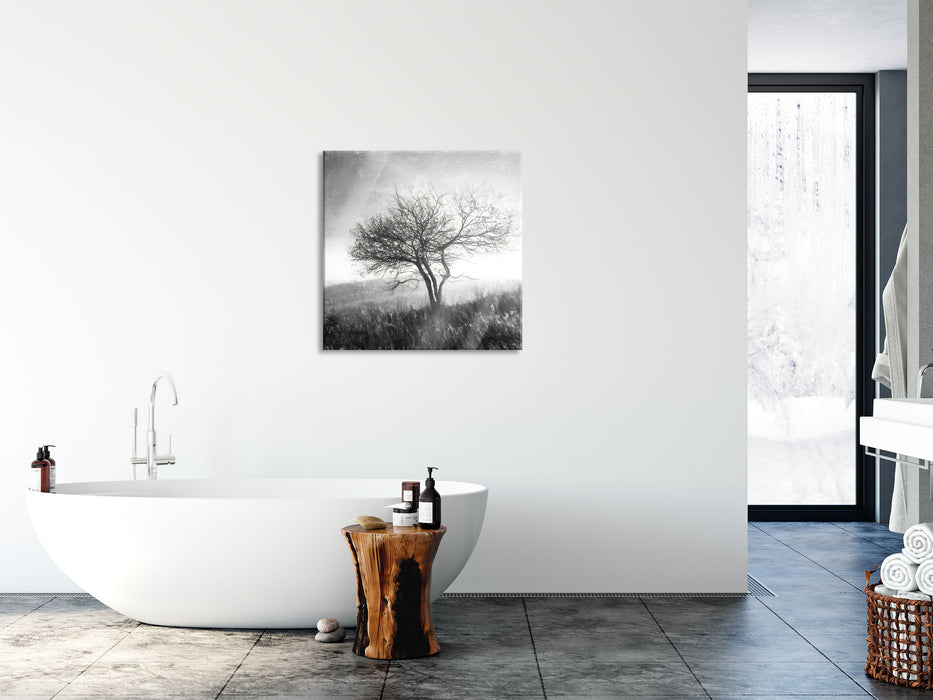 Baum in Landschaft, Glasbild Quadratisch