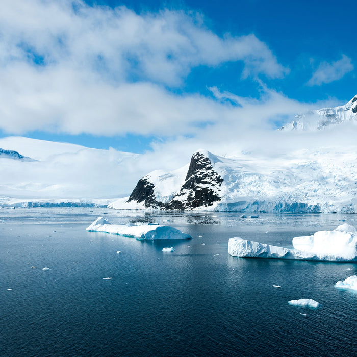 Winterlandschaft in der Antarktis, Glasbild Quadratisch