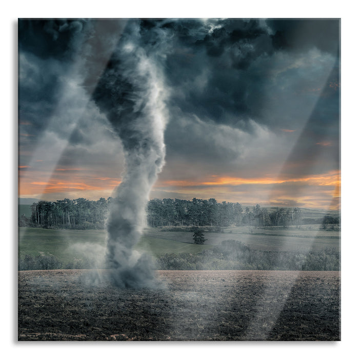 Pixxprint Schwarzer Tornado auf dem Feld, Glasbild Quadratisch