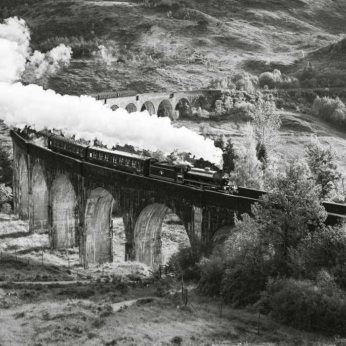 Lokomotive Glenfinnan Viadukt, Glasbild Quadratisch