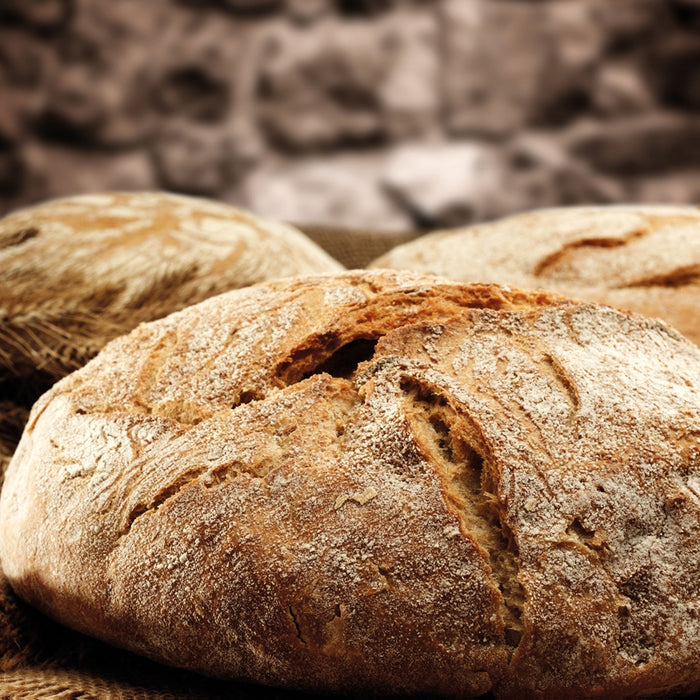 Frisch gebackenes Brot, Glasbild Quadratisch