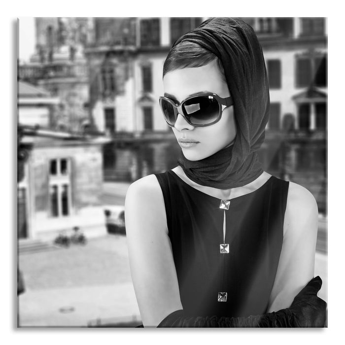 Audrey in Paris, Glasbild Quadratisch