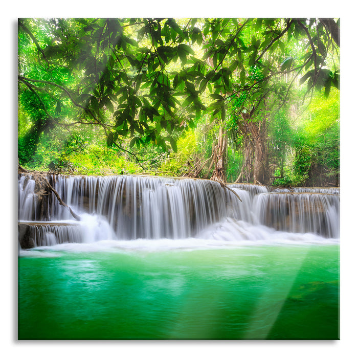Kleiner Wasserfall im Dschungel, Glasbild Quadratisch