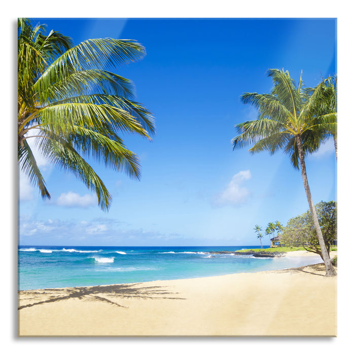 Wunderschöner Strand mit Palmen, Glasbild Quadratisch