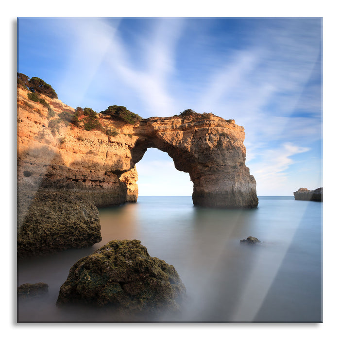 Riesiger Berg im Meer, Glasbild Quadratisch