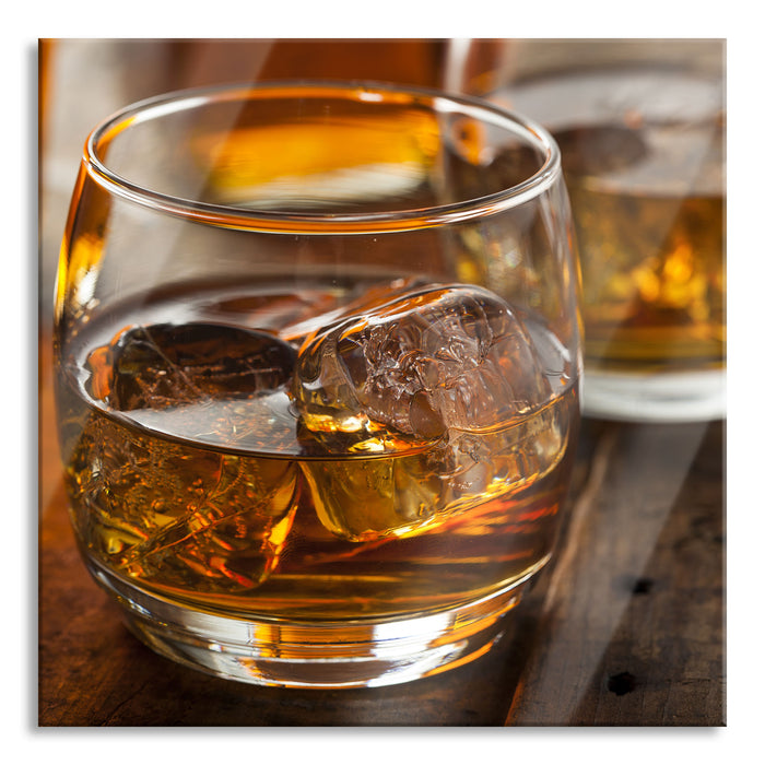 Pixxprint Goldgelber Whiskey, Glasbild Quadratisch