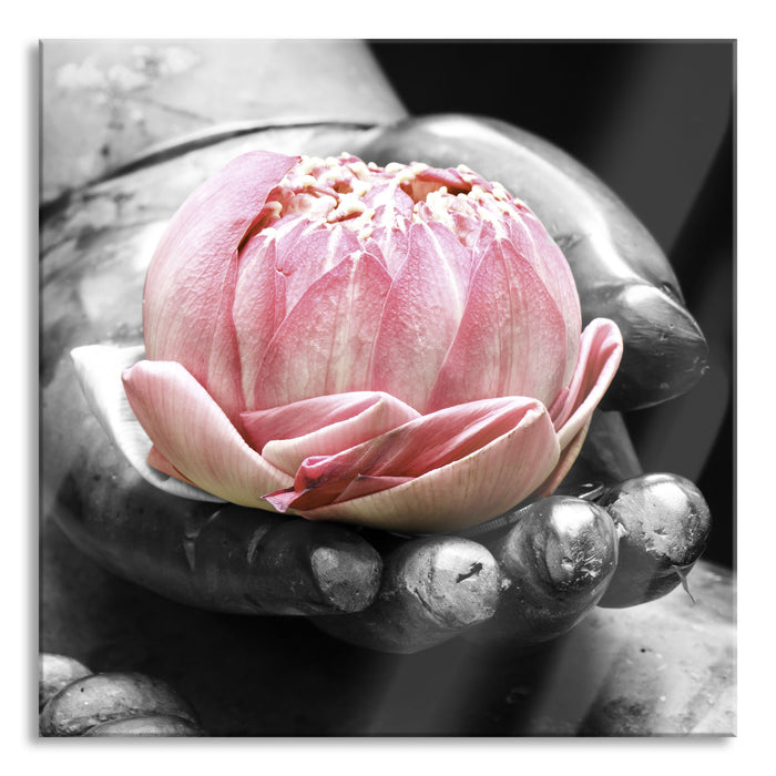 Pixxprint Lotus in einer Hand eines Buddhas, Glasbild Quadratisch