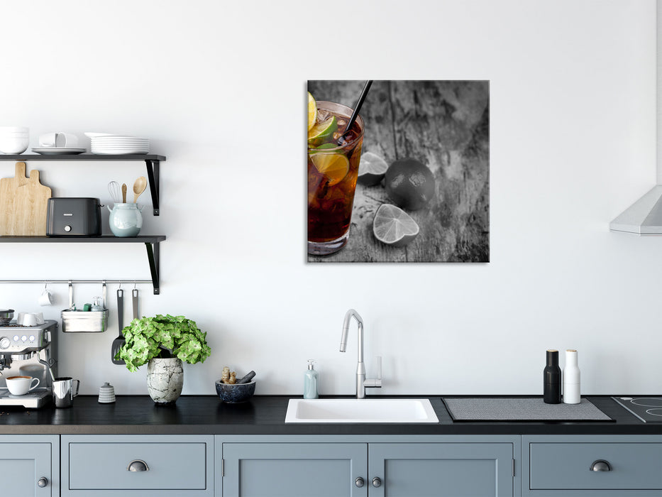 Cuba Libre mit vielen Limetten, Glasbild Quadratisch