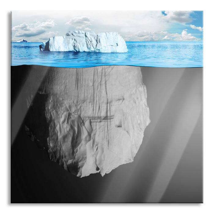 Eisberg im Wasser Illusion, Glasbild Quadratisch