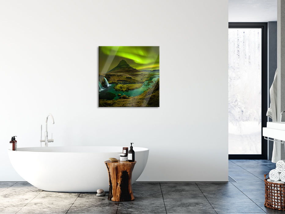 Kirkjufell Wasserfall, Glasbild Quadratisch