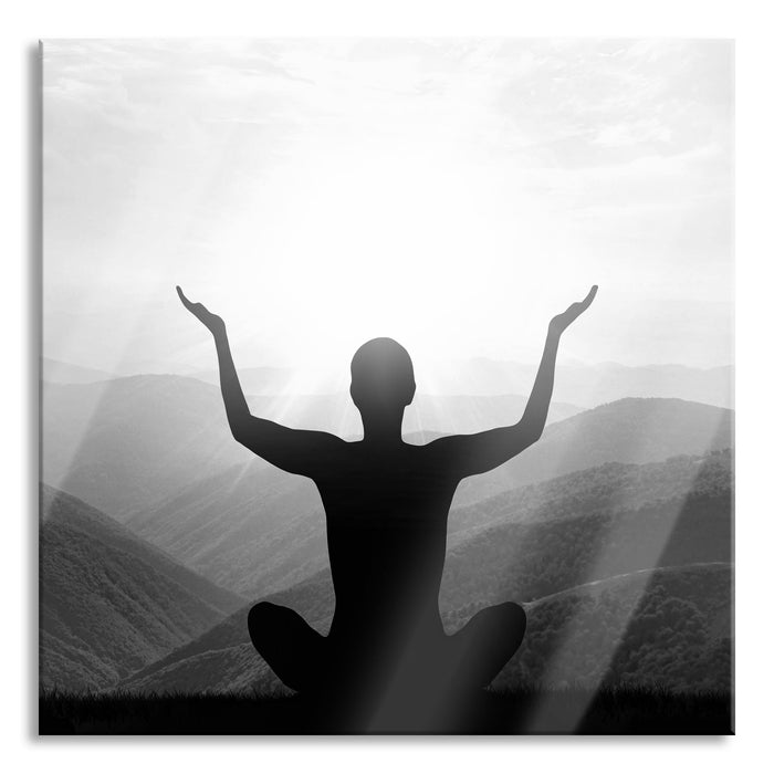 Yoga in den Bergen, Glasbild Quadratisch