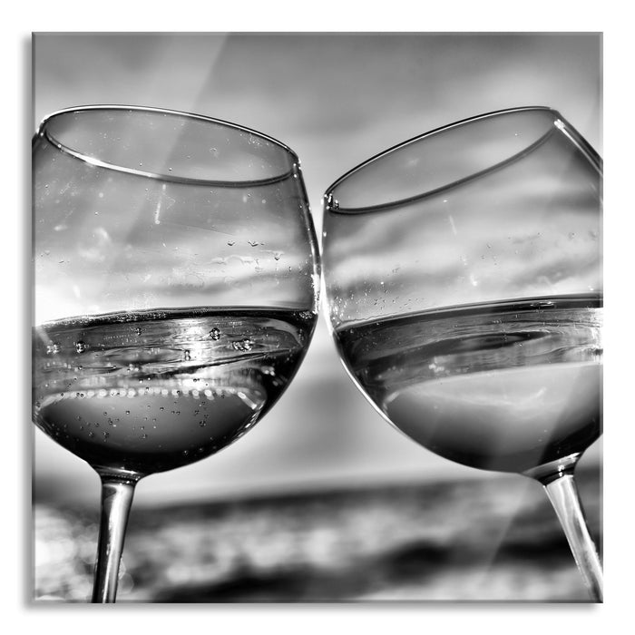 Weingläser am Meer, Glasbild Quadratisch