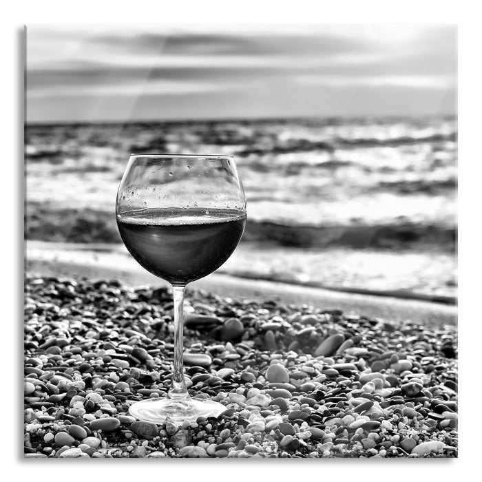 Weinglas am Strand, Glasbild Quadratisch