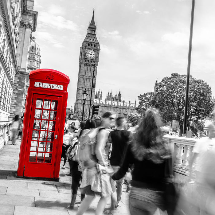 Typische Telefonzelle in London, Glasbild Quadratisch