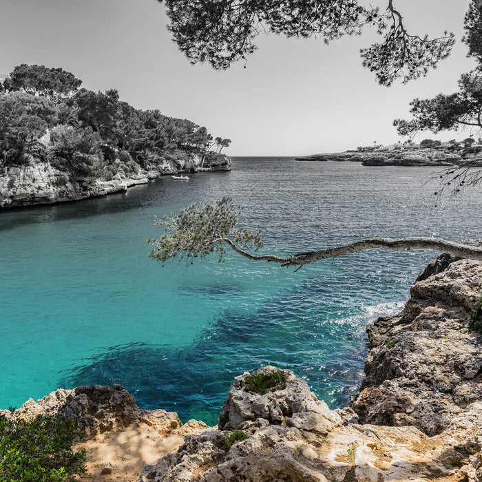 Mallorca Bay Cove, Glasbild Quadratisch