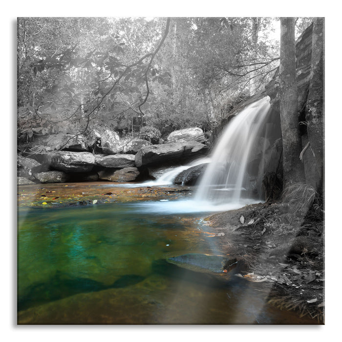 Wasserfall im Wald, Glasbild Quadratisch