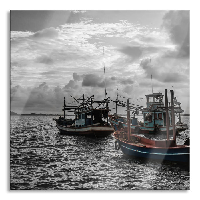 Pixxprint thailändische Fischerboote im Meer, Glasbild Quadratisch