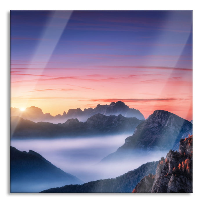 Pixxprint Vernebelte Berge bei Sonnenaufgang, Glasbild Quadratisch