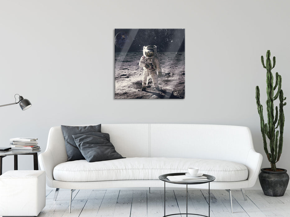Einsamer Astronaut auf dem Mond, Glasbild Quadratisch