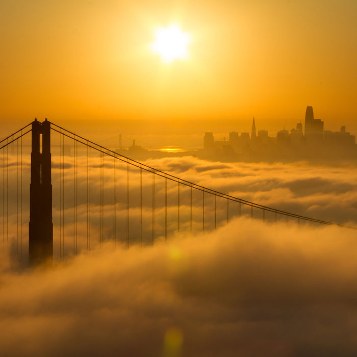Golden Gate Bridge im Sonnenaufgang, Glasbild Quadratisch