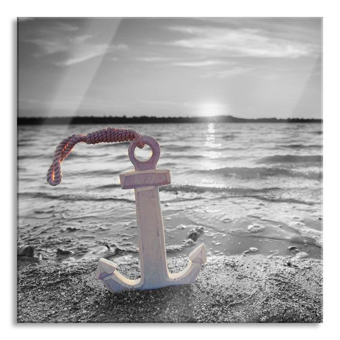 Pixxprint Anker am Ostseestrand im Sonnenuntergang B&W Detail, Glasbild Quadratisch