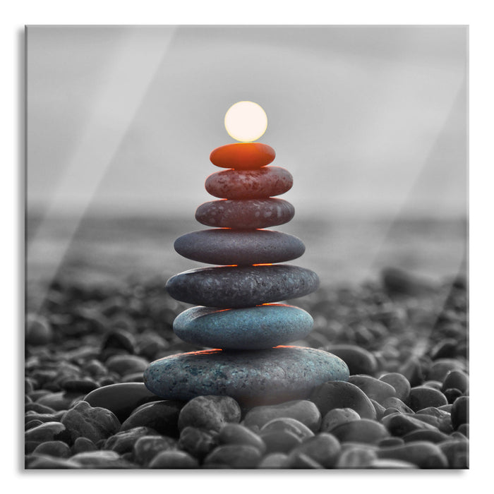 Pixxprint Kieselsteinpyramide im Sonnenuntergang B&W Detail, Glasbild Quadratisch