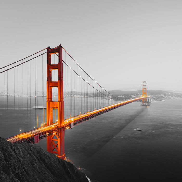 Golden Gate Bridge in der Abenddämmerung B&W Detail, Glasbild Quadratisch