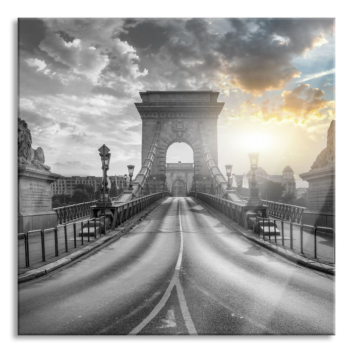 Pixxprint Brücke in Budapest bei Sonnenuntergang B&W Detail, Glasbild Quadratisch