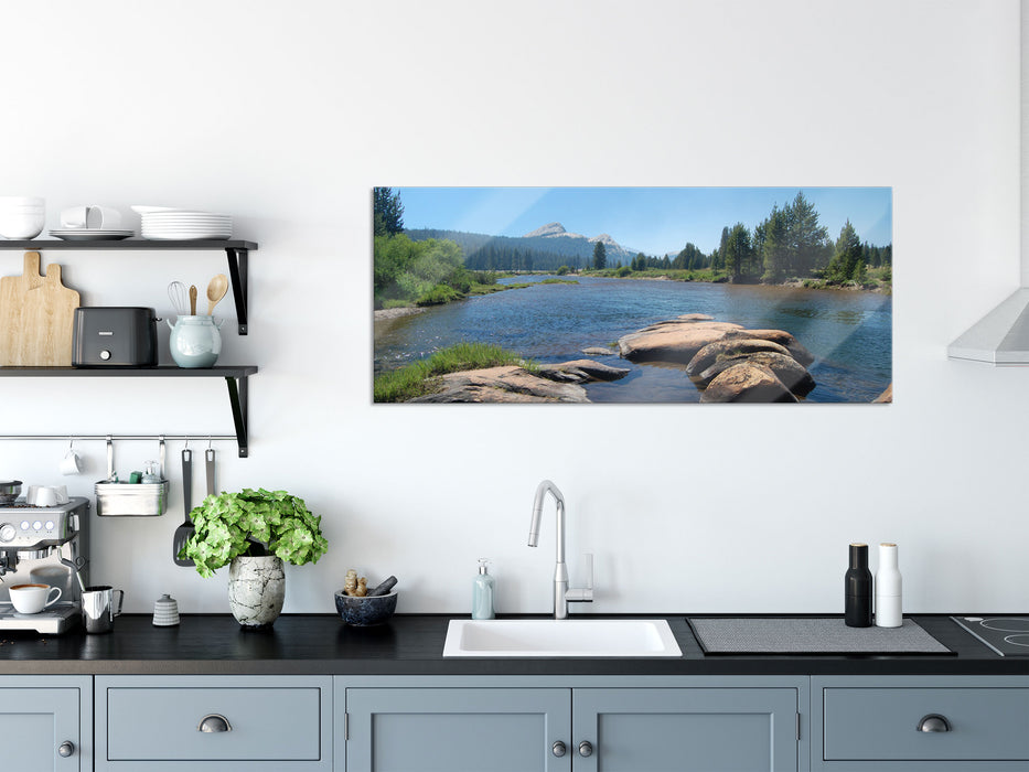 Fluss in Yosemite National Park, Glasbild Panorama