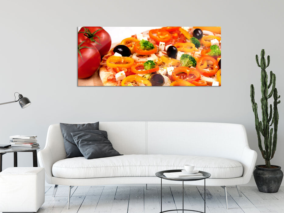 Köstliche Pizza aus Italien, Glasbild Panorama