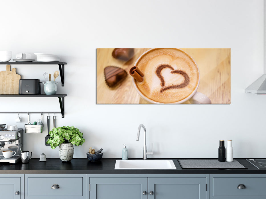 Leckerer Cappucino mit Herz, Glasbild Panorama