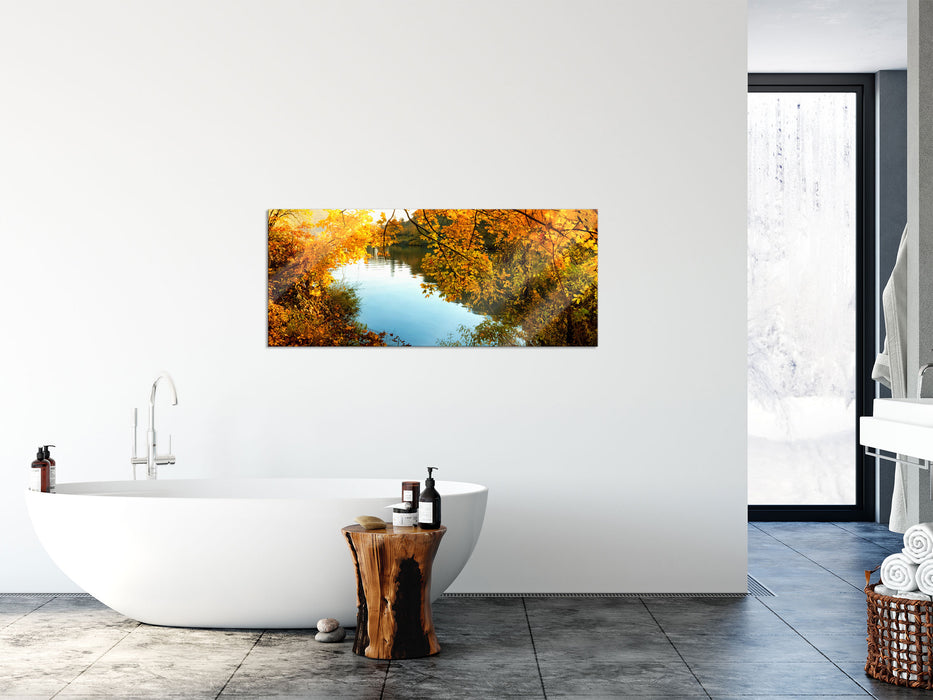 Landschaft mit See und Bäumen, Glasbild Panorama