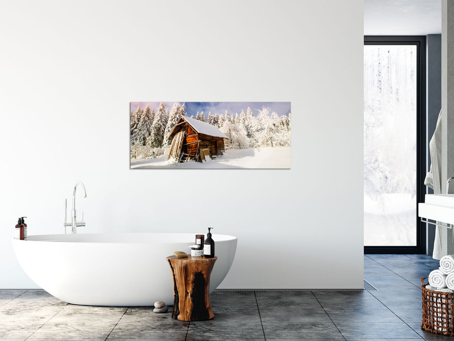 Holzhütte im Schnee, Glasbild Panorama