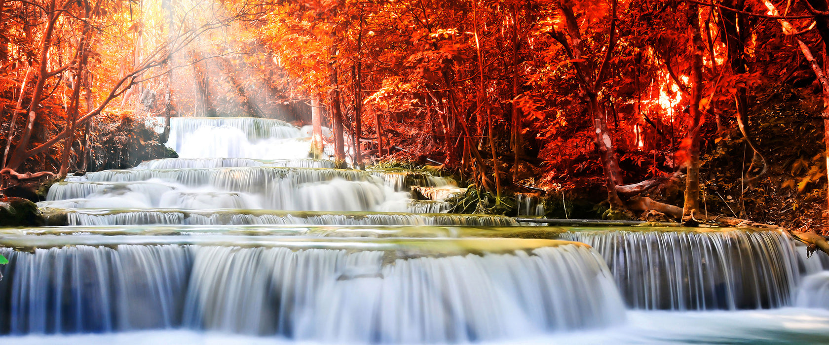 Bach in Herbstlandschaft, Glasbild Panorama