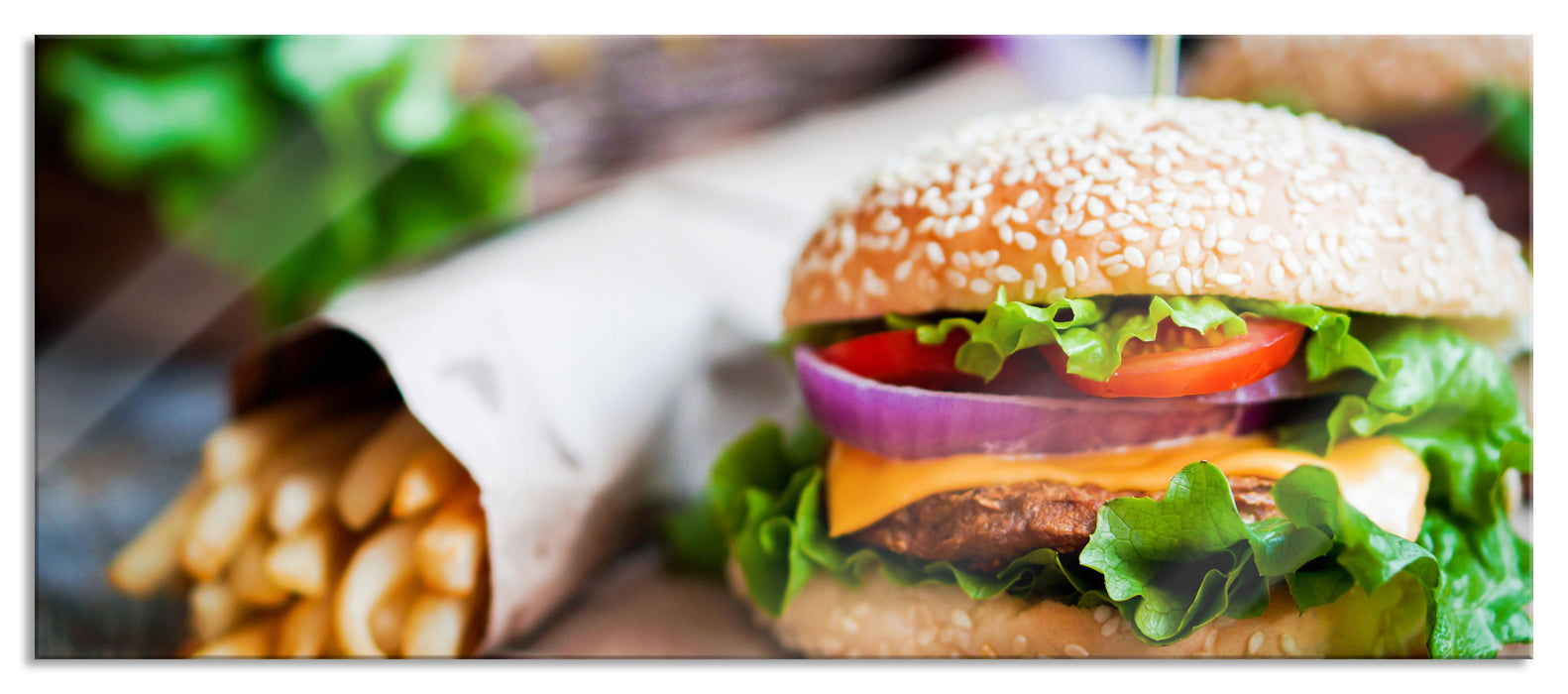 Burger und Pommes, Glasbild Panorama