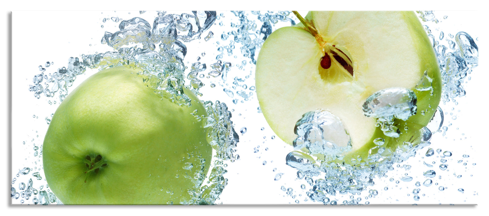 Frische Apfelscheiben im Wasser, Glasbild Panorama